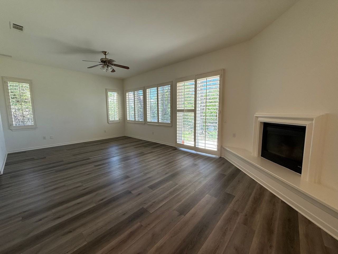 990 Clear Sky Pl - Photo 7 of 18