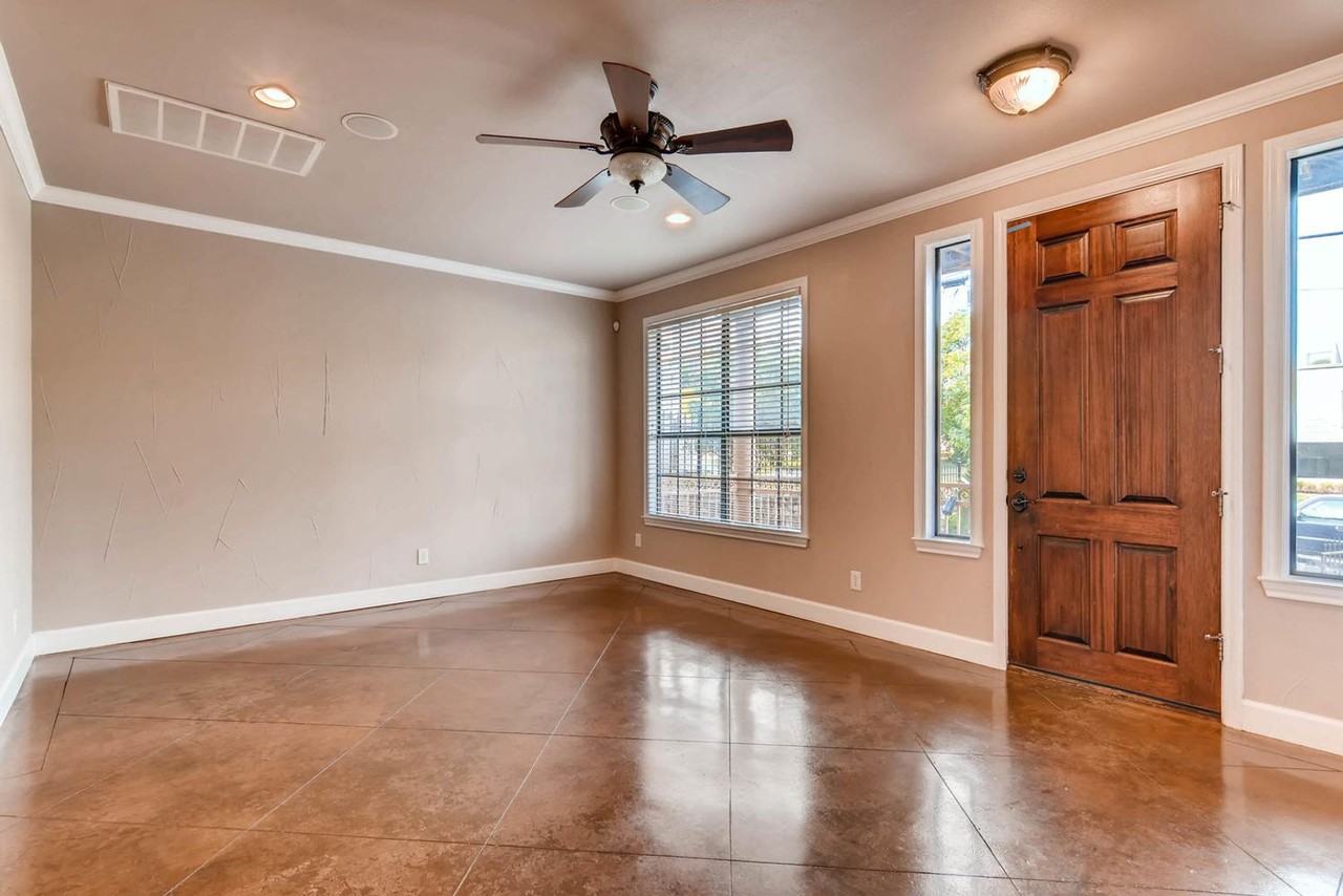 906 Juniper Street - Photo 4 of 28