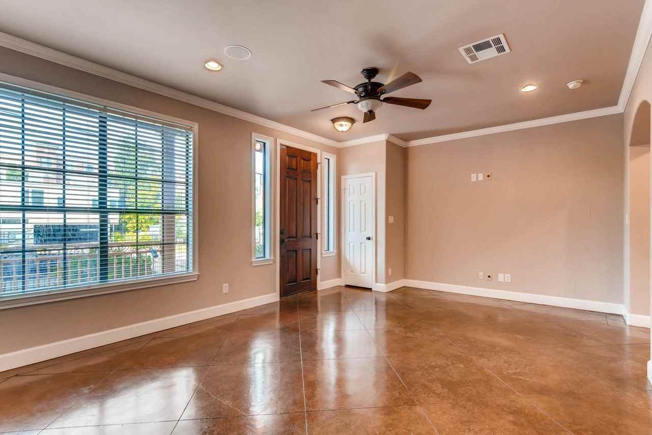 906 Juniper Street - Photo 5 of 28