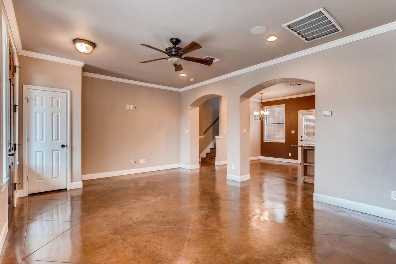 906 Juniper Street - Photo 6 of 28