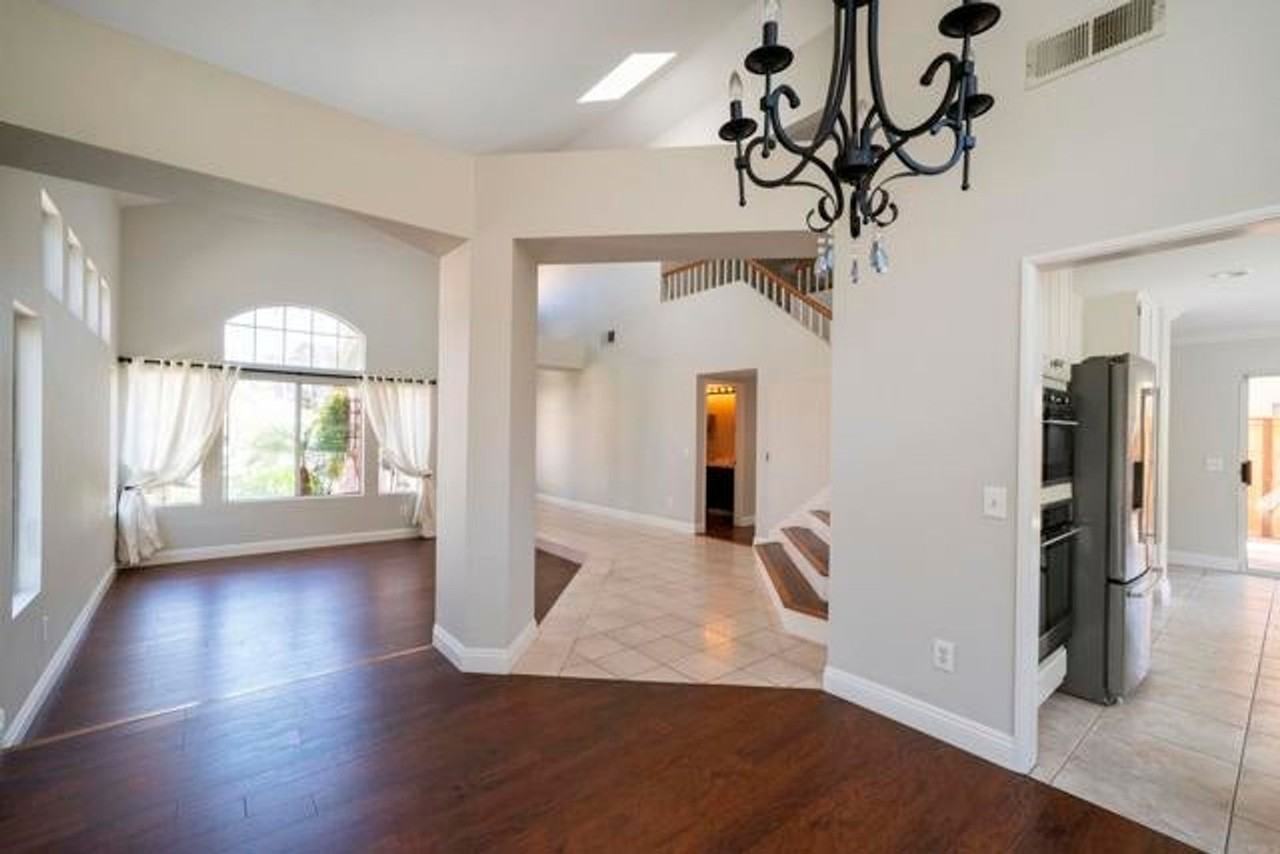 1688 Crystal Ridge Ct - Photo 6 of 38