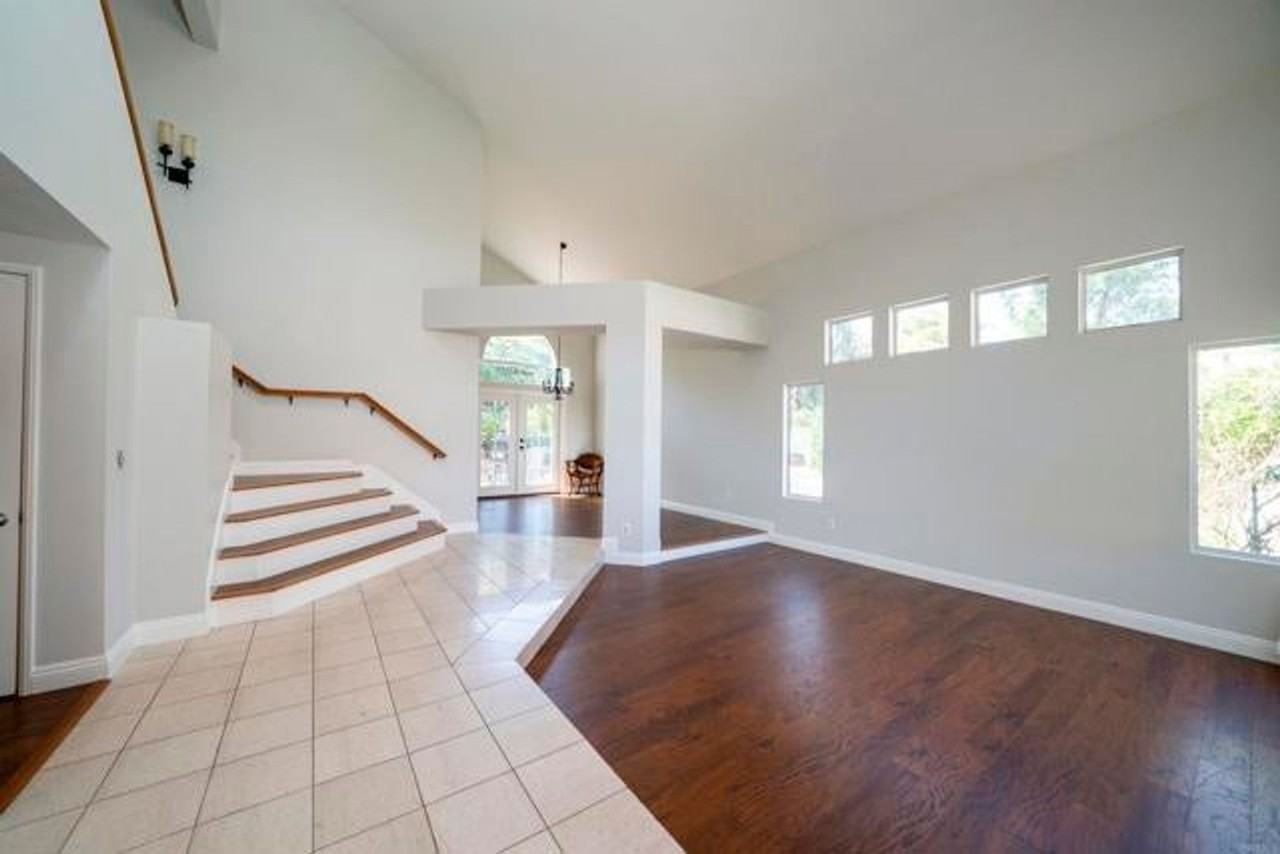 1688 Crystal Ridge Ct - Photo 7 of 38