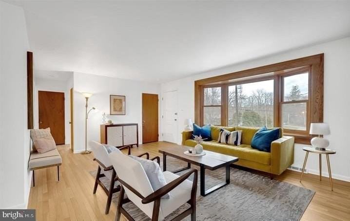 645 Glendale Rd - Photo 3 of 22