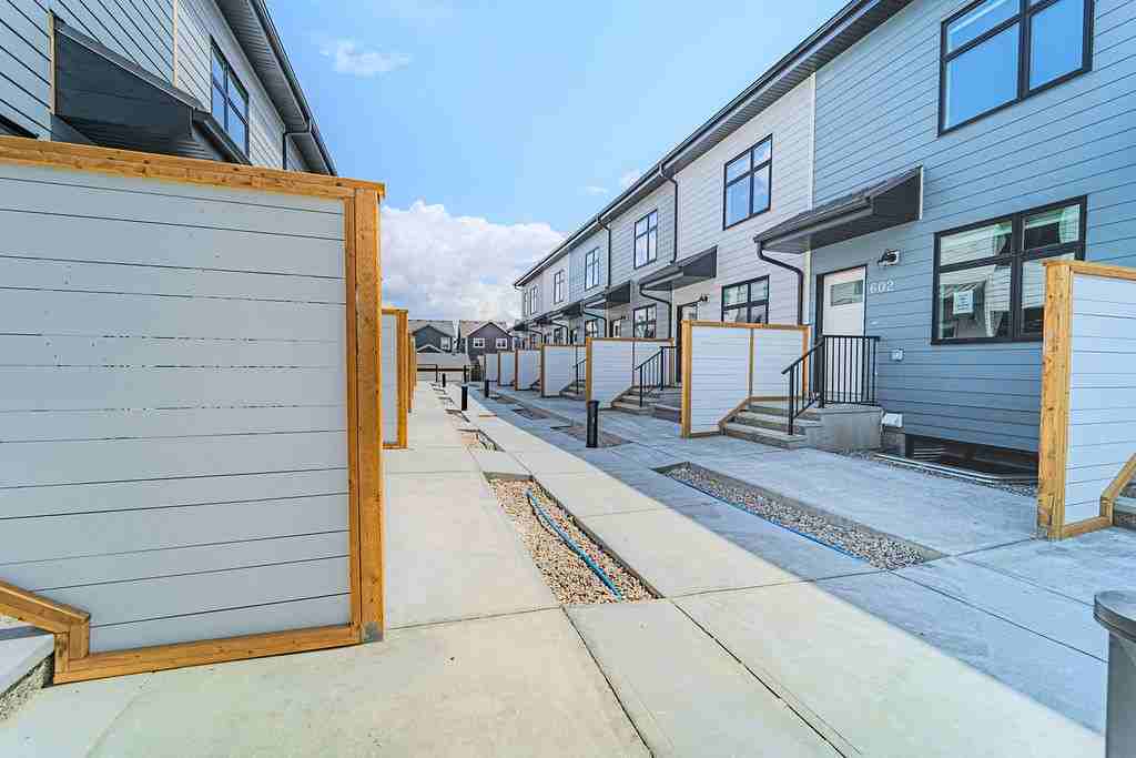 20 Masters Drive SE #409F - Photo 5 of 50