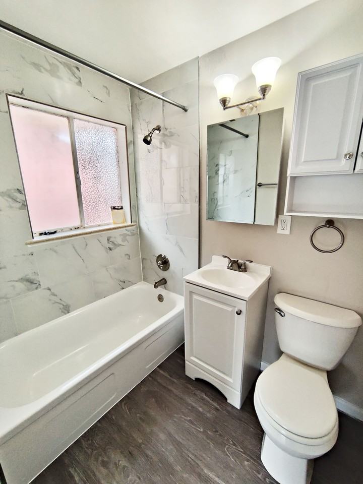 8867 W 54th - Photo 6 of 17
