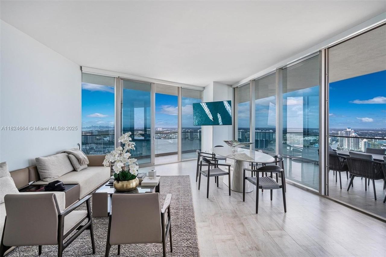 18975 Collins Ave #3905 - Photo 2 of 14