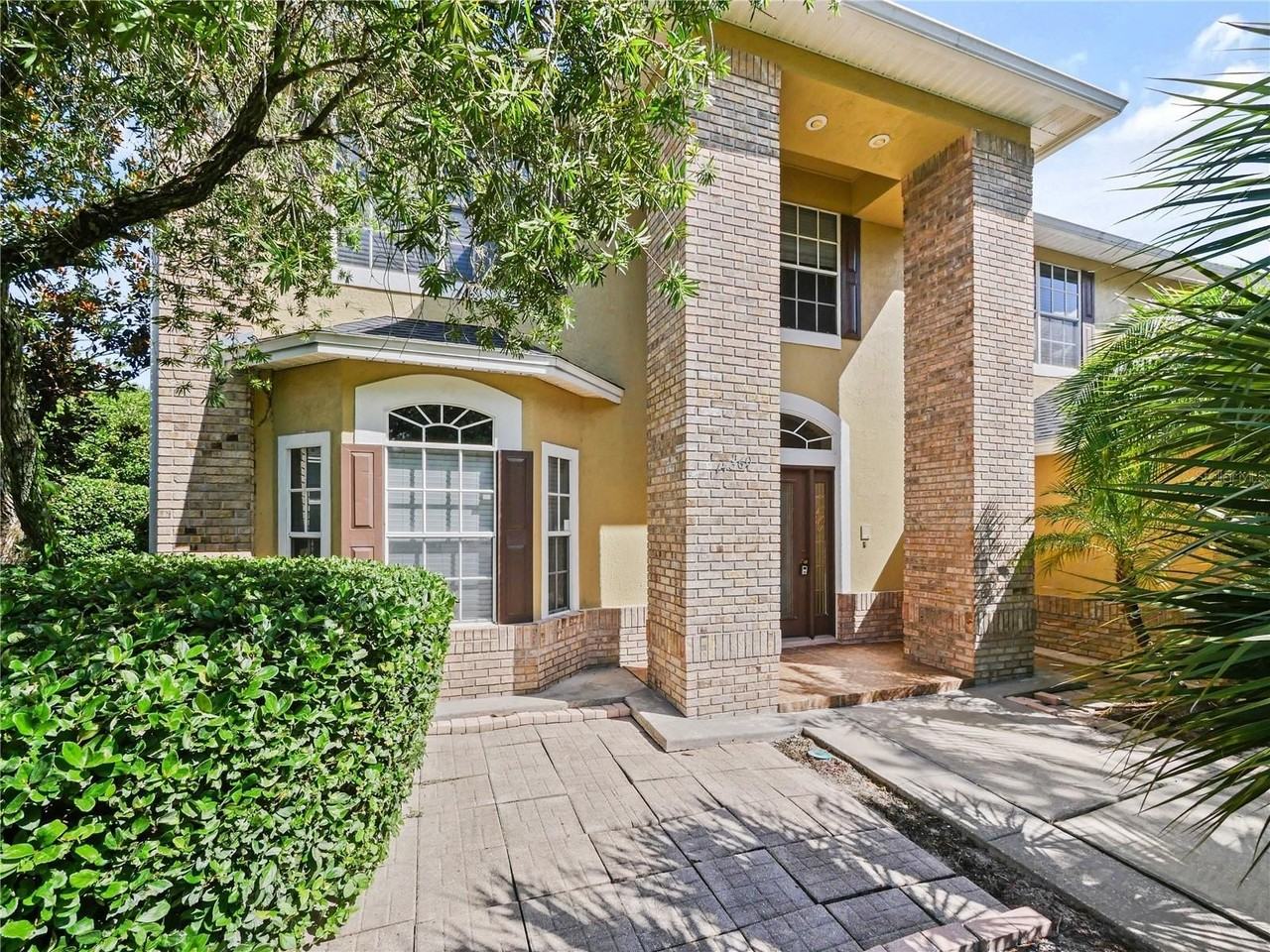 14360 Stamford Circle - Photo 2 of 32