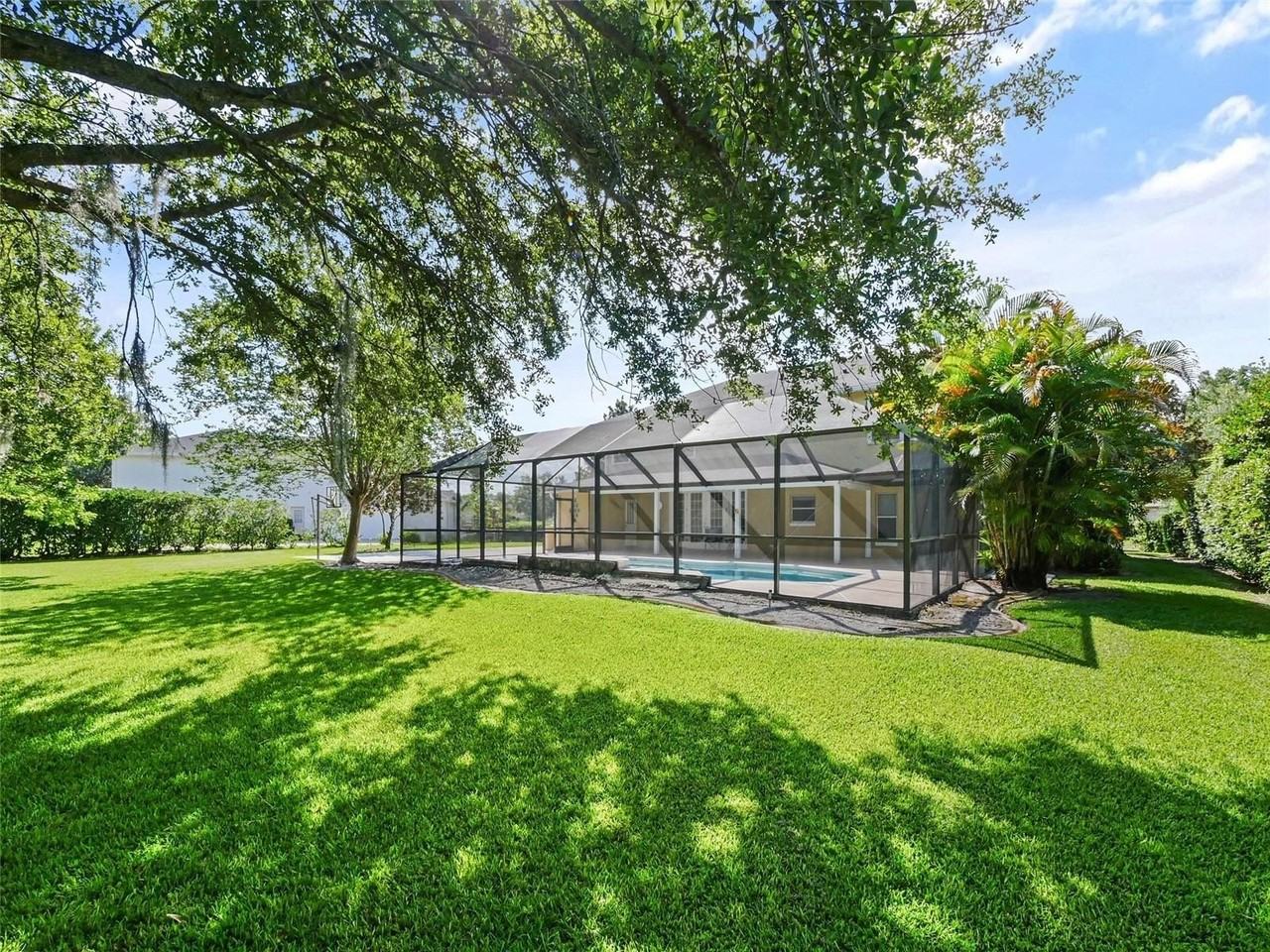 14360 Stamford Circle - Photo 5 of 32