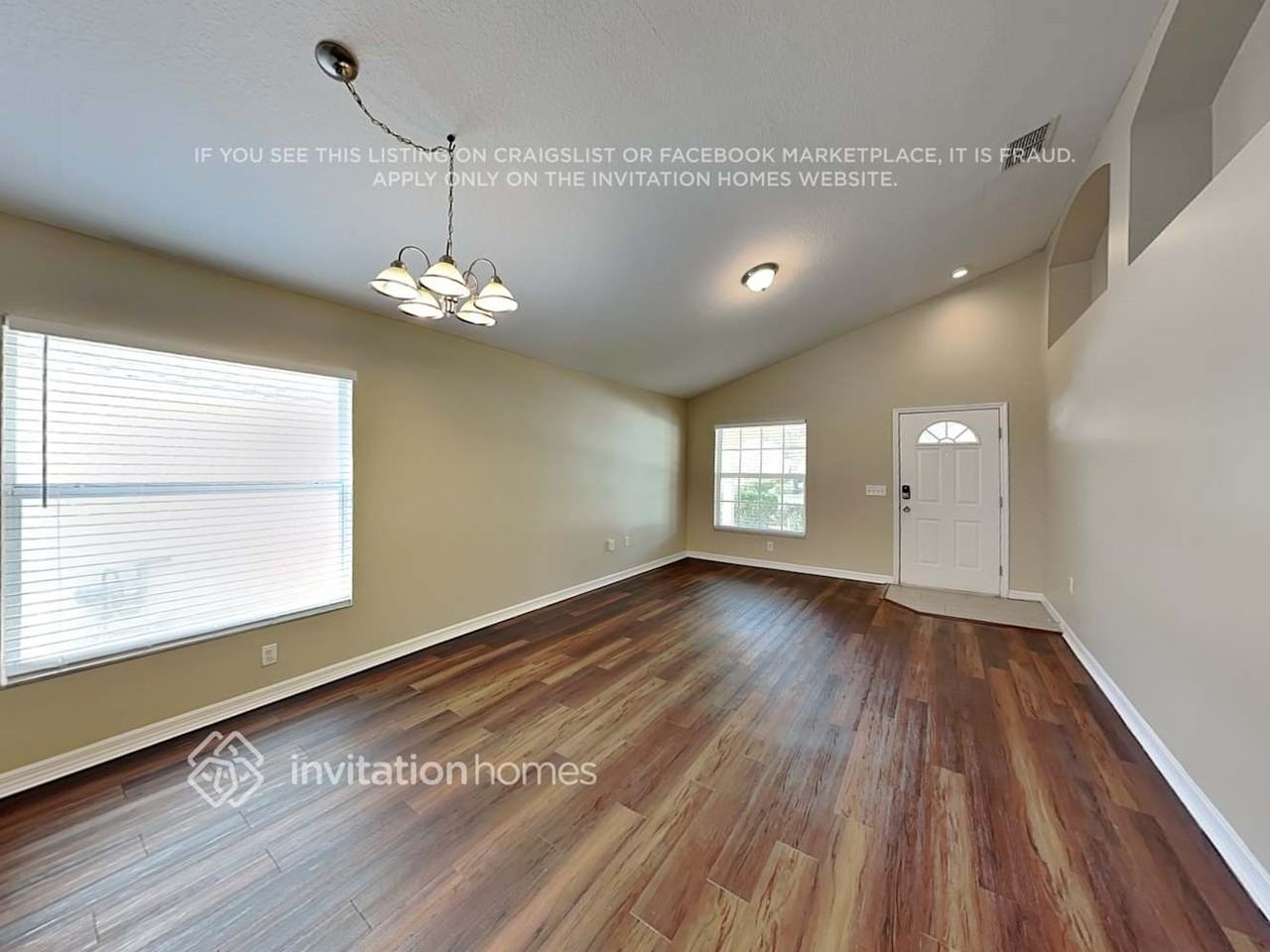 6425 Barberry Ct - Photo 3 of 16