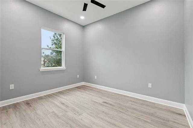 2701 S Prieur St - Photo 2 of 6