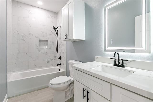 2701 S Prieur St - Photo 4 of 6