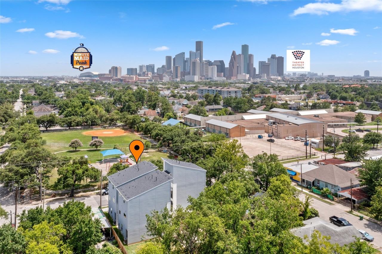 905 Quitman Unit C Street - Photo 2 of 38