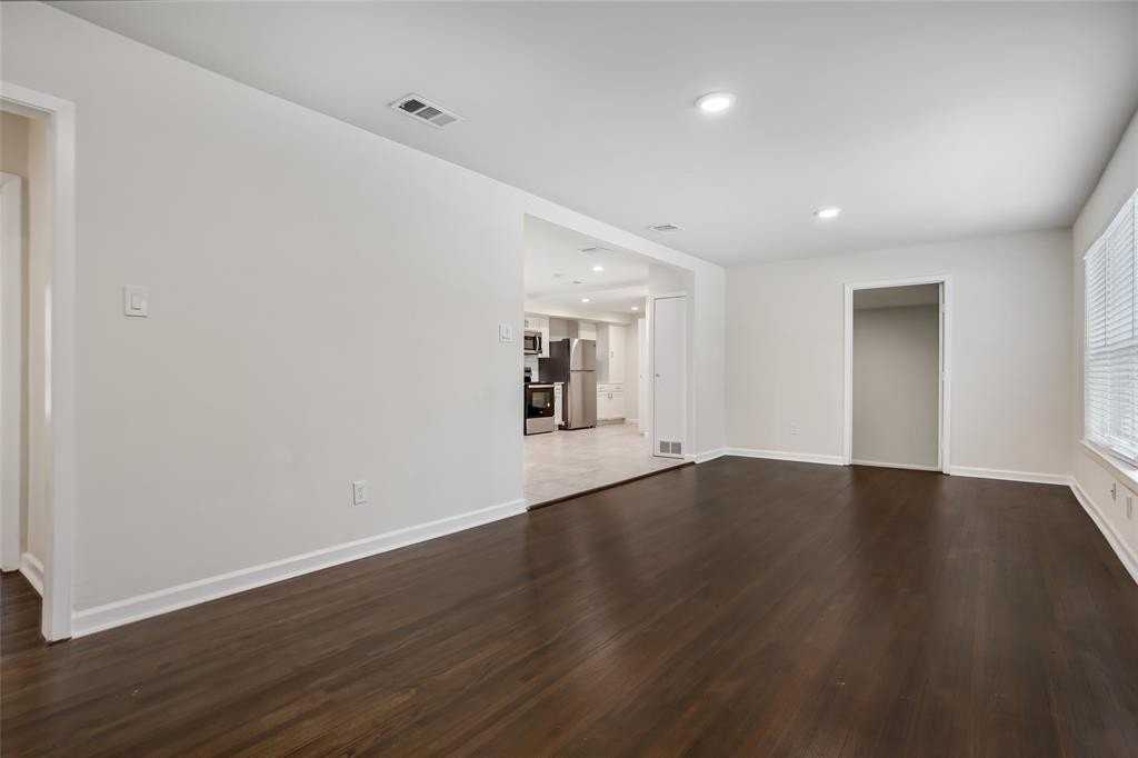 3928 Valley Ridge Rd - Photo 5 of 28