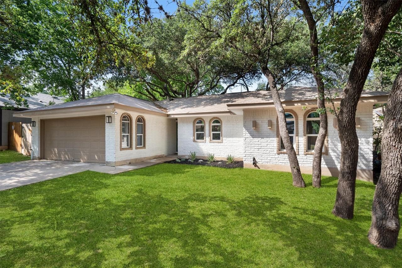 902 Acorn Oaks Dr - Photo 3 of 33