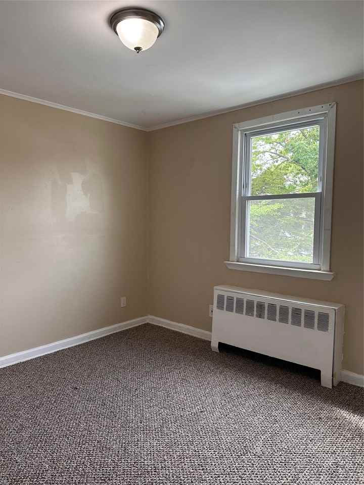 1239 4th St - Photo 3 of 7