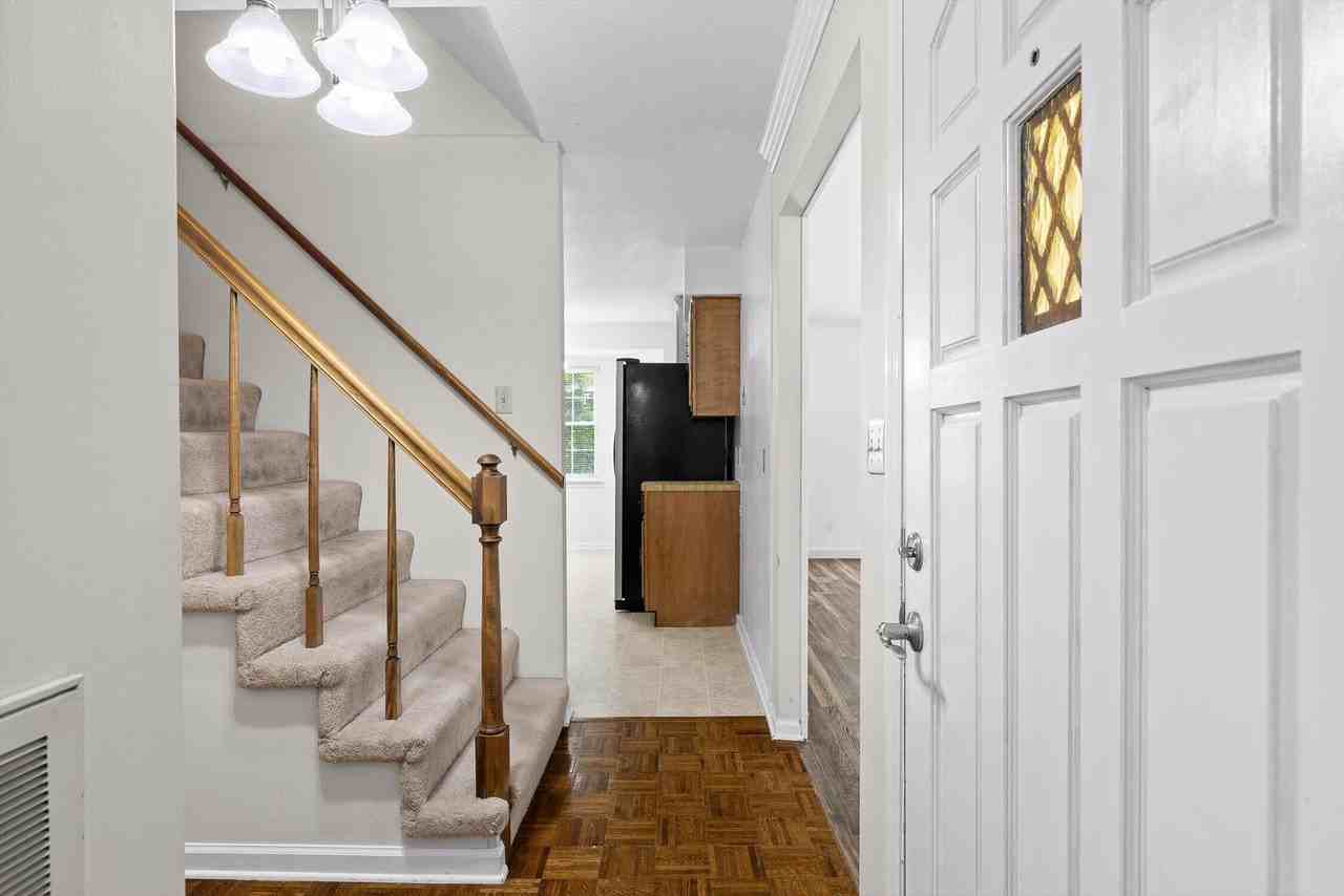 6419 Harbor Master Dr - Photo 4 of 50