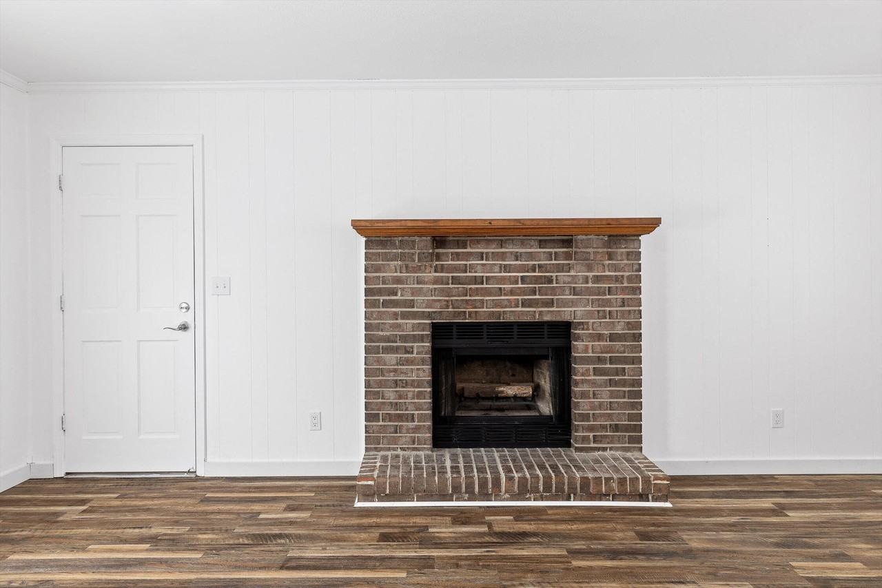 6419 Harbor Master Dr - Photo 7 of 50