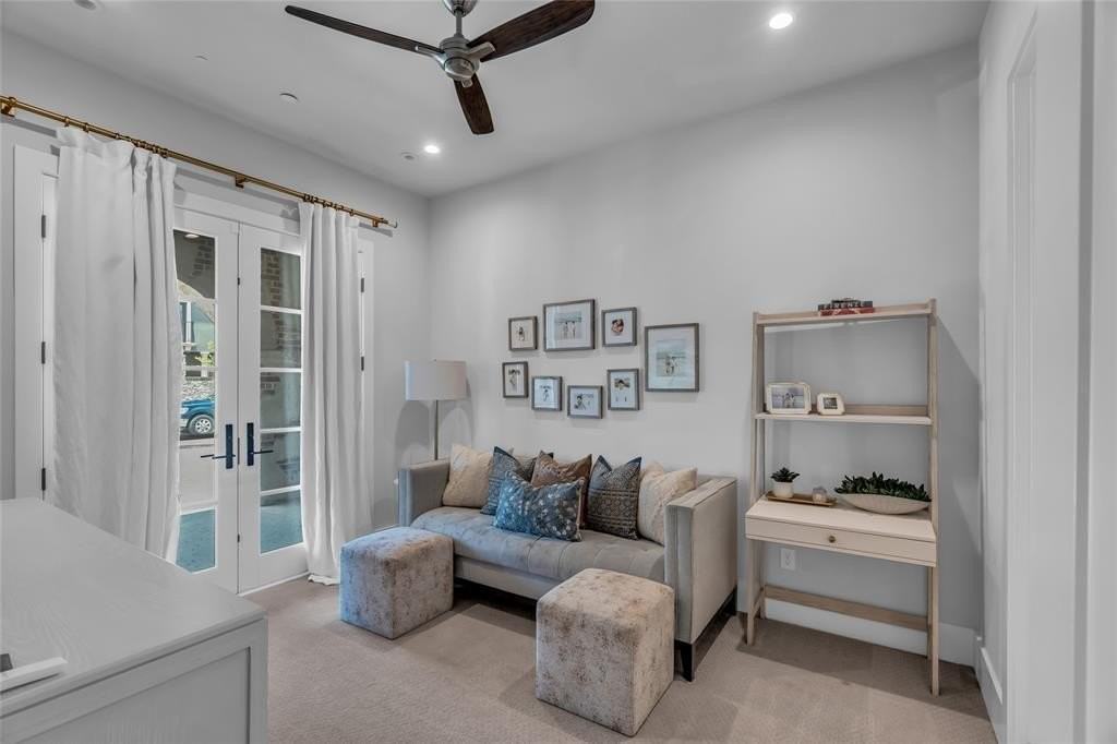 69 Cortes Dr - Photo 5 of 39