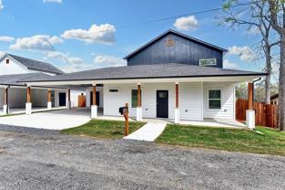 432 Bentwood Dr - Photo 1 of 1
