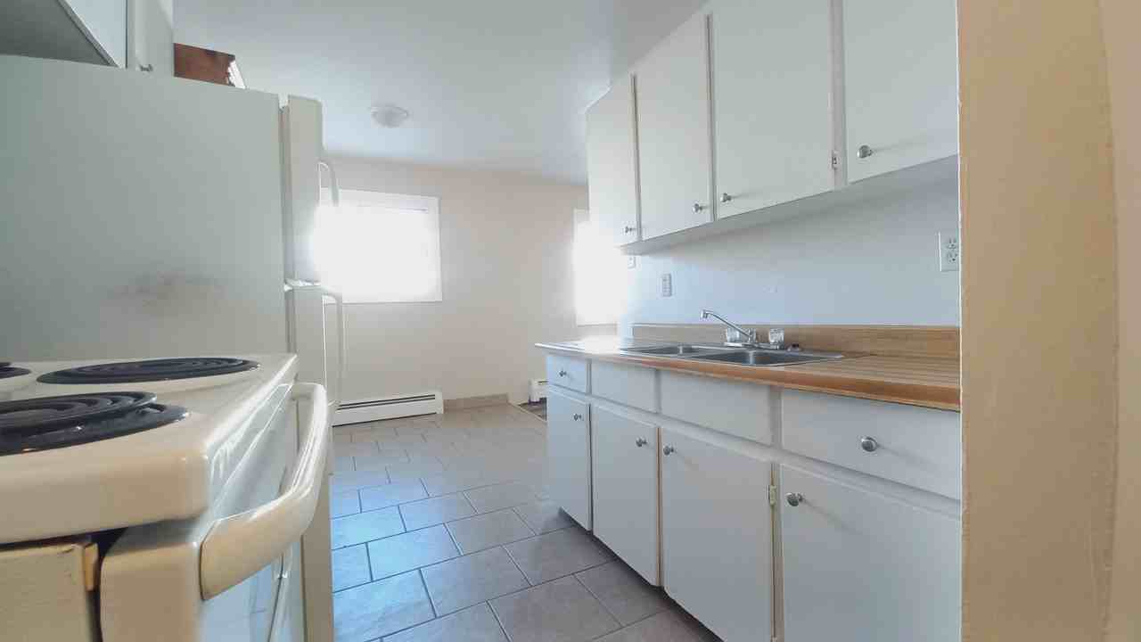 110 Whitmore Ave - Photo 2 of 11