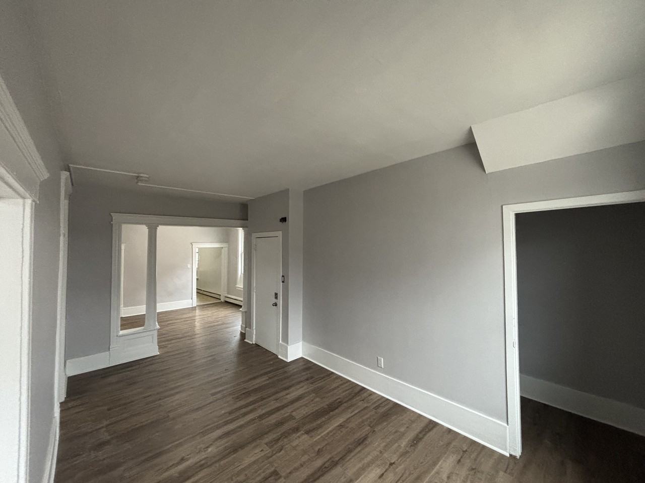 136 Victoria St - 2 bedroom - Photo 2 of 12