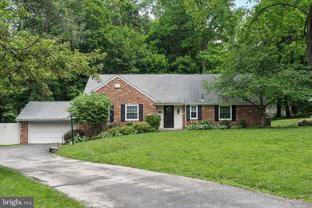 903 Sulgrave Ln - Photo 1 of 1