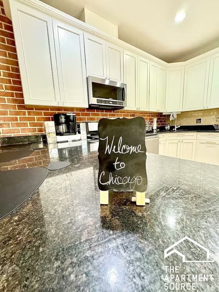 3935 S Wells St #1 - Photo 6 of 20