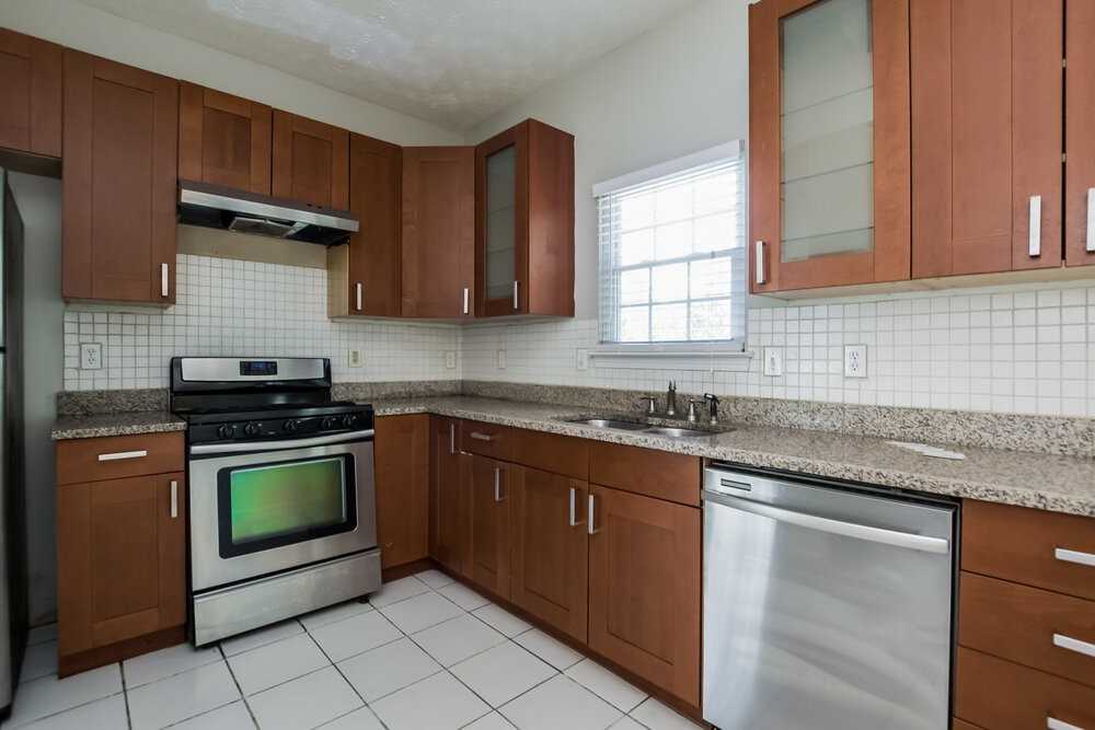 2710 Park Ave - Photo 5 of 15