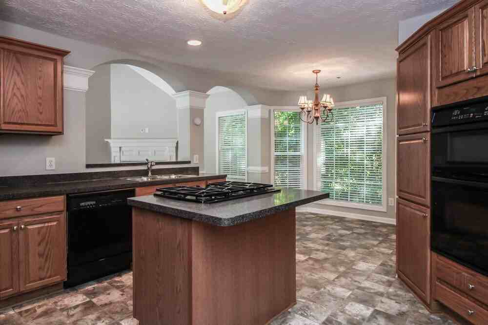35 Goldfinch Dr - Photo 7 of 15