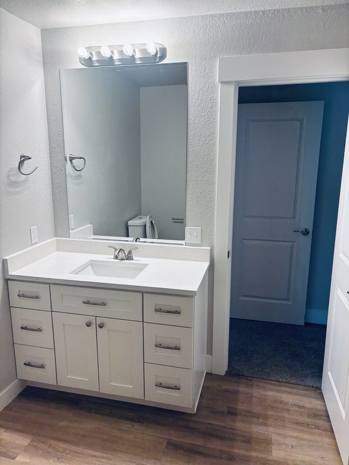 3967 Locarno Dr - Photo 3 of 34