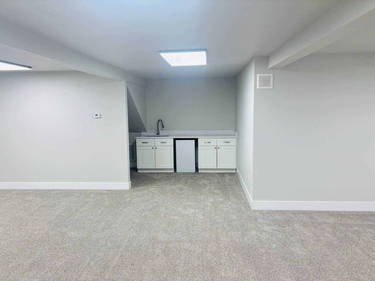 3967 Locarno Dr - Photo 5 of 34