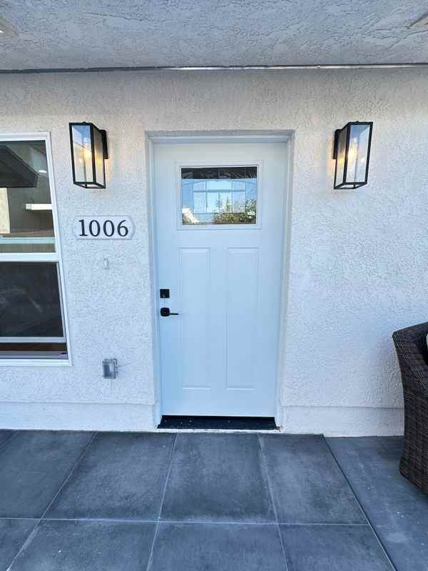 1006 W Mariposa Ln - Photo 2 of 10