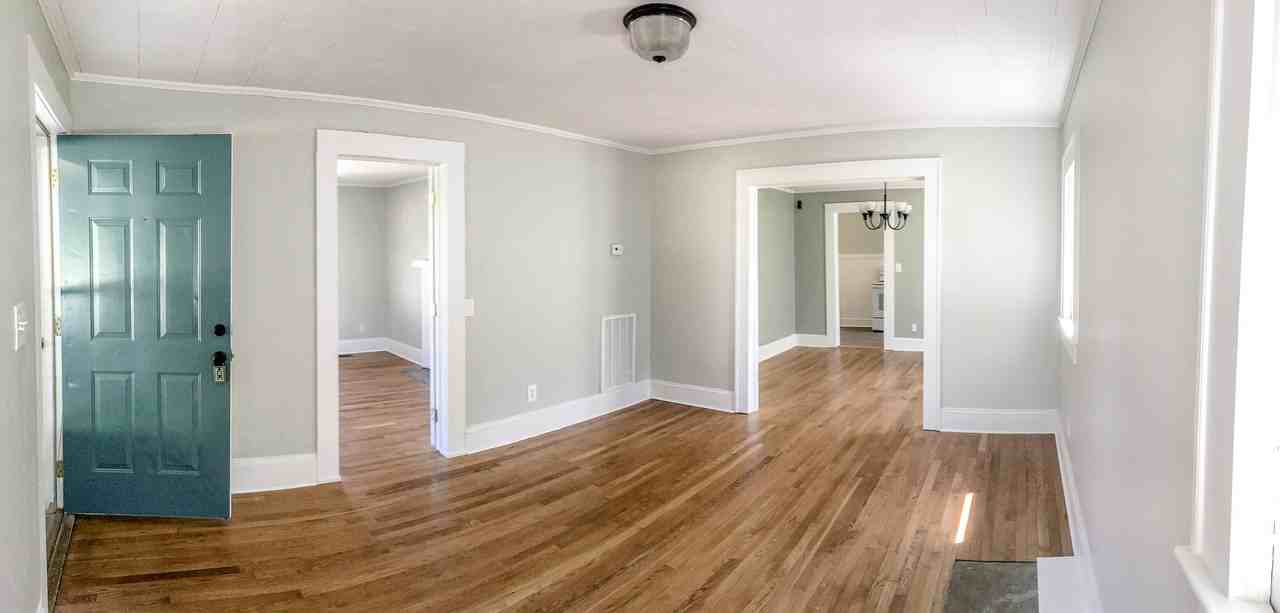 131 Carolina Ave - Photo 3 of 17