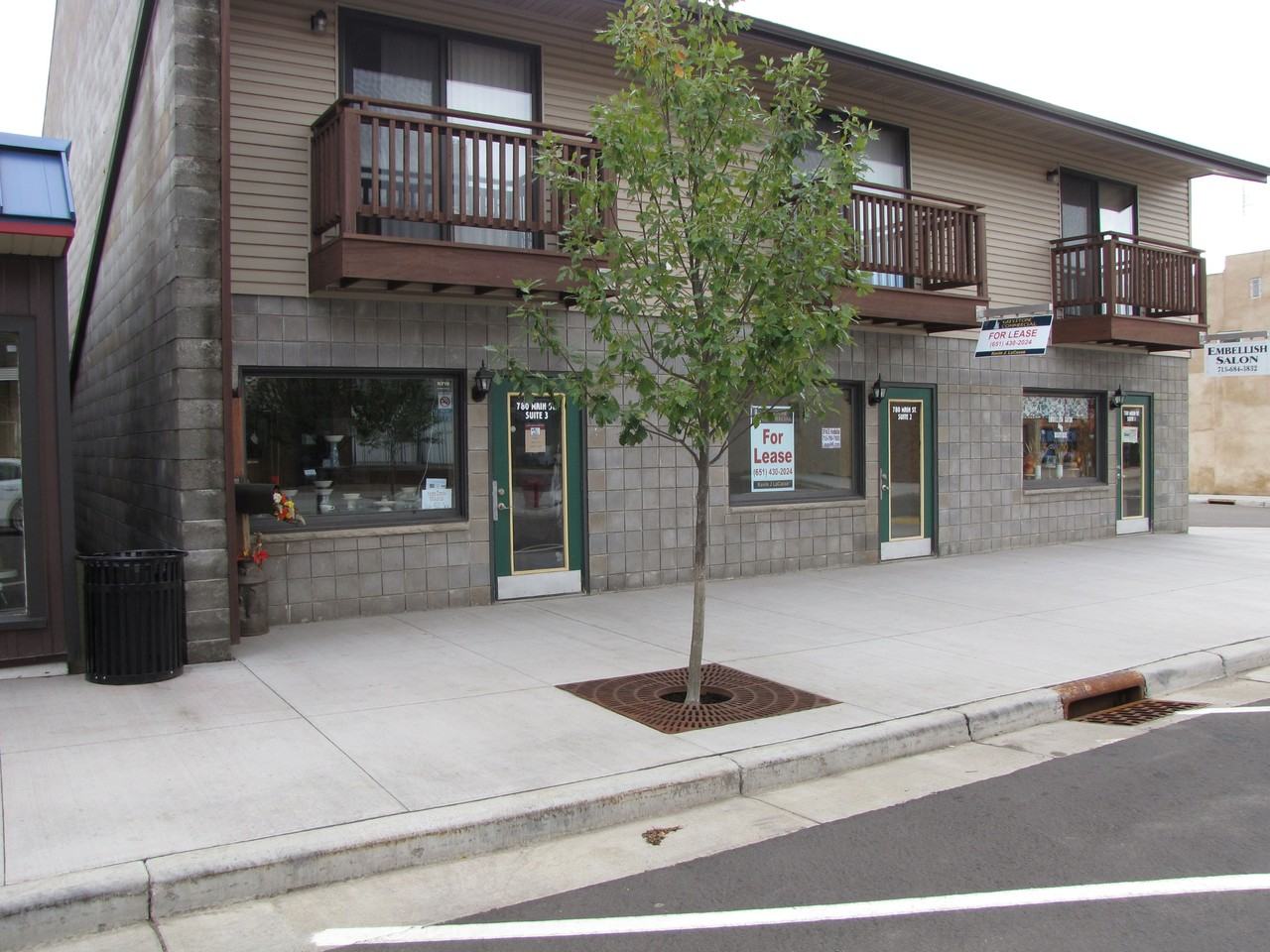 780 Main St - Photo 2 of 5