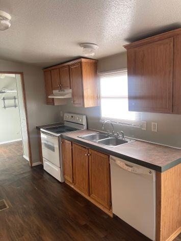 2319 Adrian Ave - Photo 2 of 2