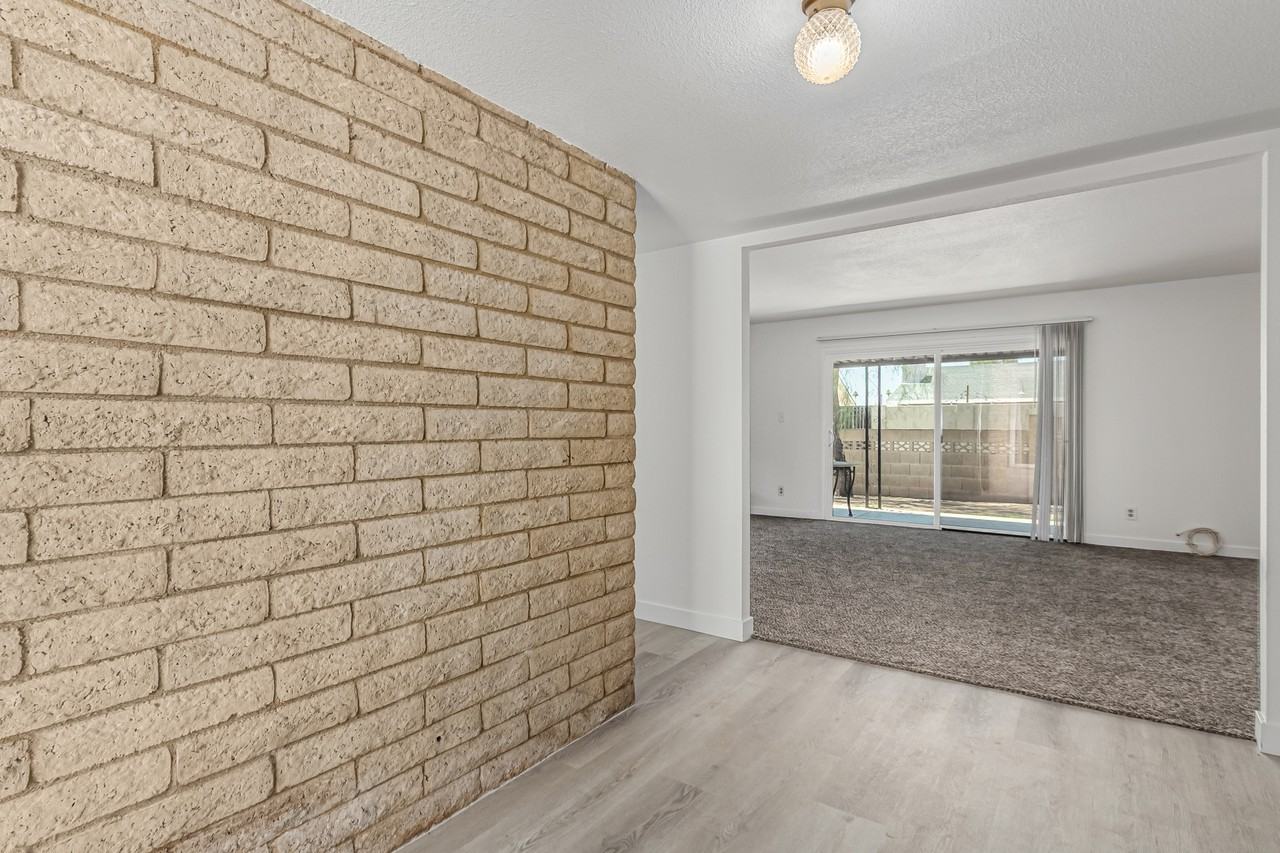 1905 E Cairo Dr - Photo 6 of 26