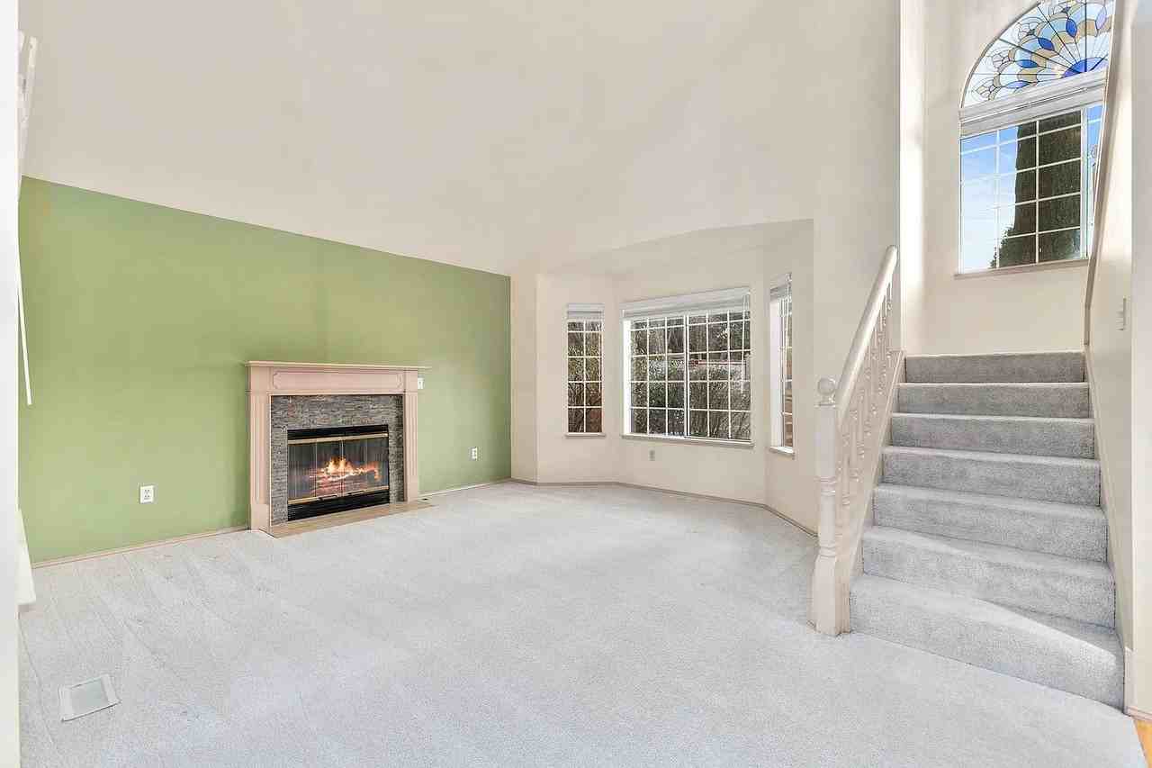 13436 Ne 69th Way - Photo 3 of 21