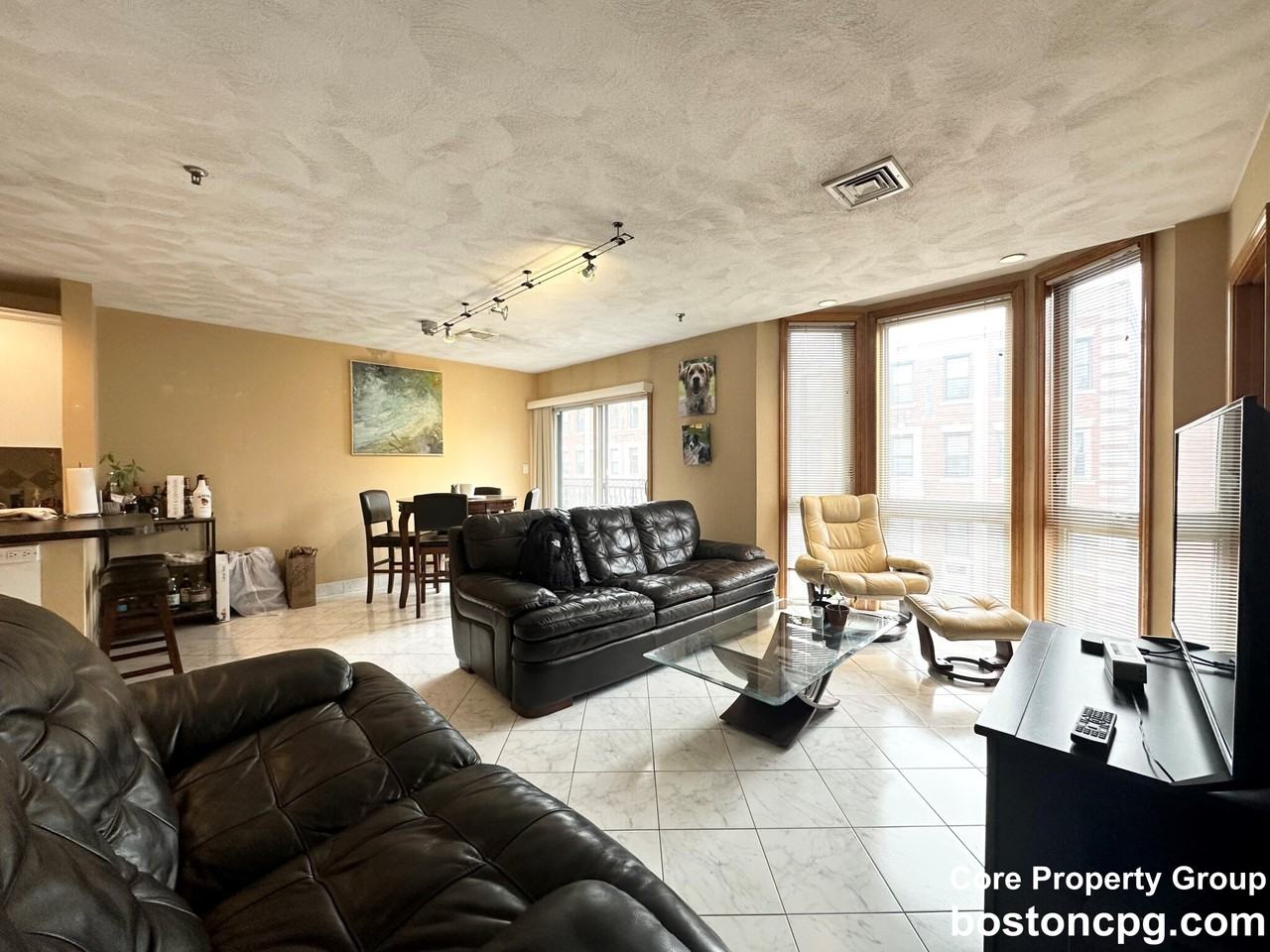 237 Hanover St #3A - Photo 4 of 14