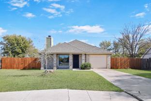 2210 Cooke Dr - Photo 1 of 1