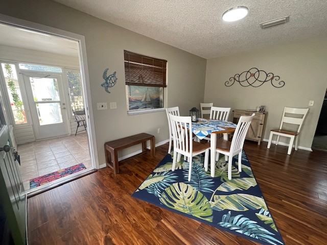 1607 Allendale Place - Photo 4 of 17