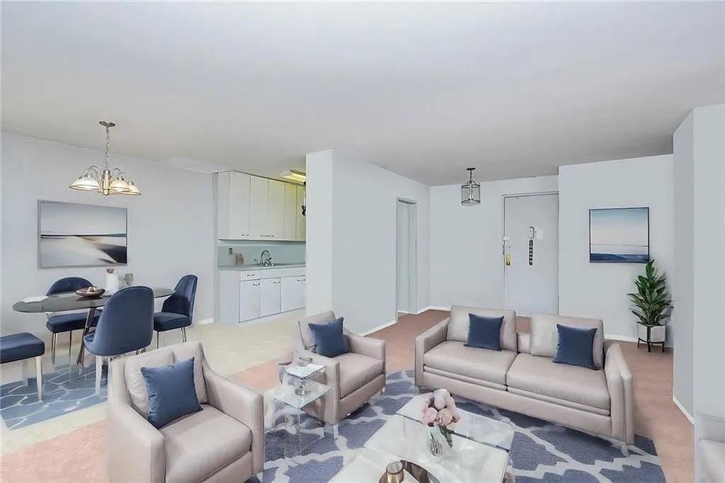 2630 Cropsey Ave - Photo 2 of 13