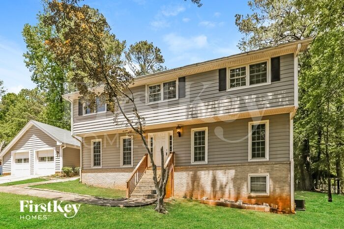 2508 Highland Dr Se - Photo 2 of 16