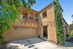 featured image of 887 Hampton St