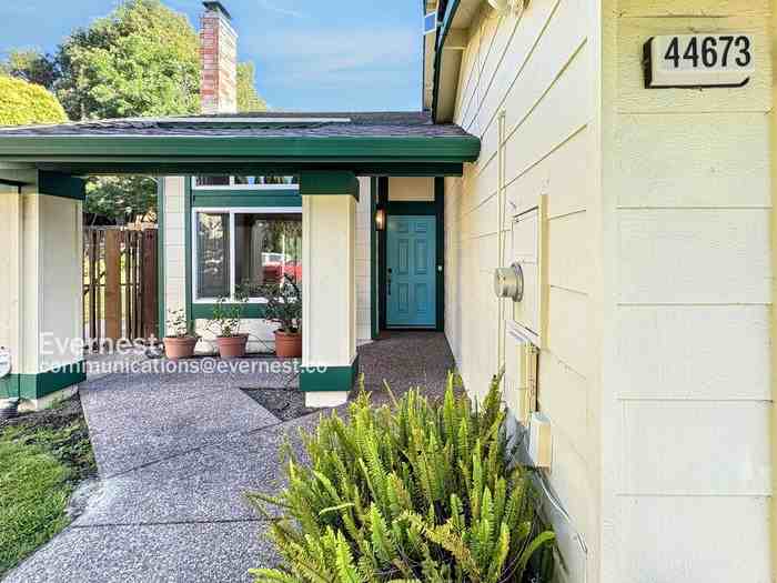 44673 Japala Pl - Photo 2 of 20