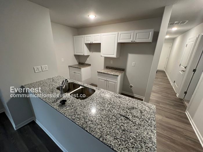 4034 Highland Ave - Photo 2 of 13