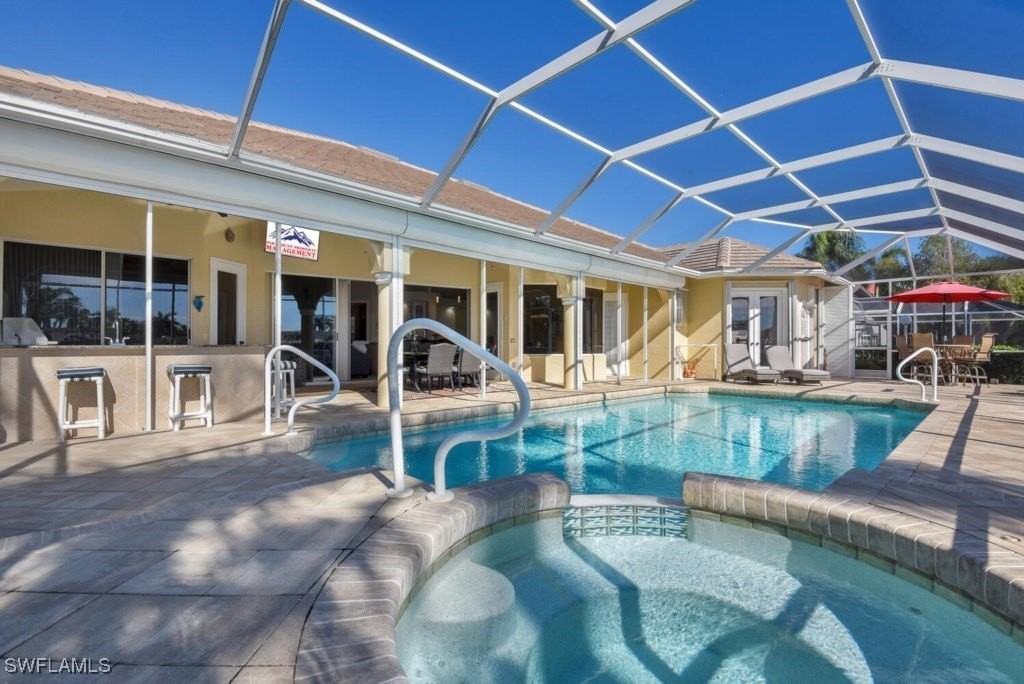 2810 Sw 49th Ter - Photo 4 of 33