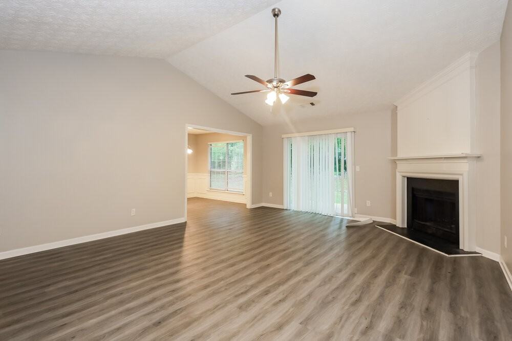 8391 Taylor Rd - Photo 4 of 16