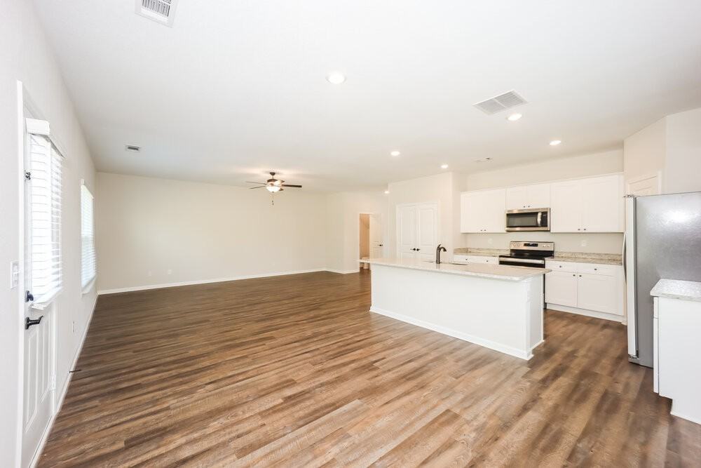 486 Samara Ct - Photo 5 of 17