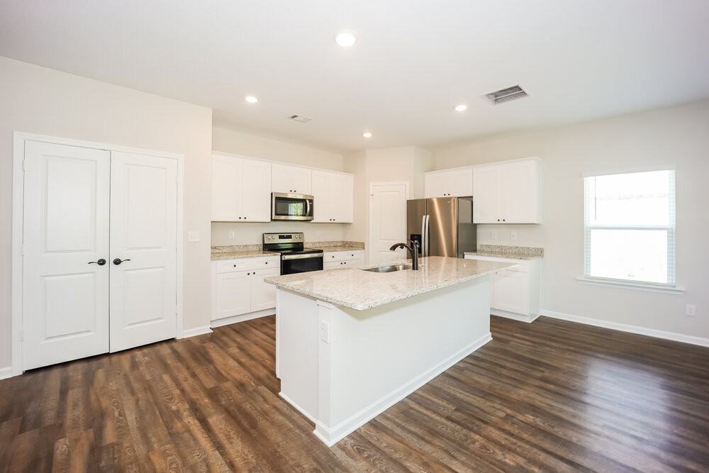 486 Samara Ct - Photo 6 of 17