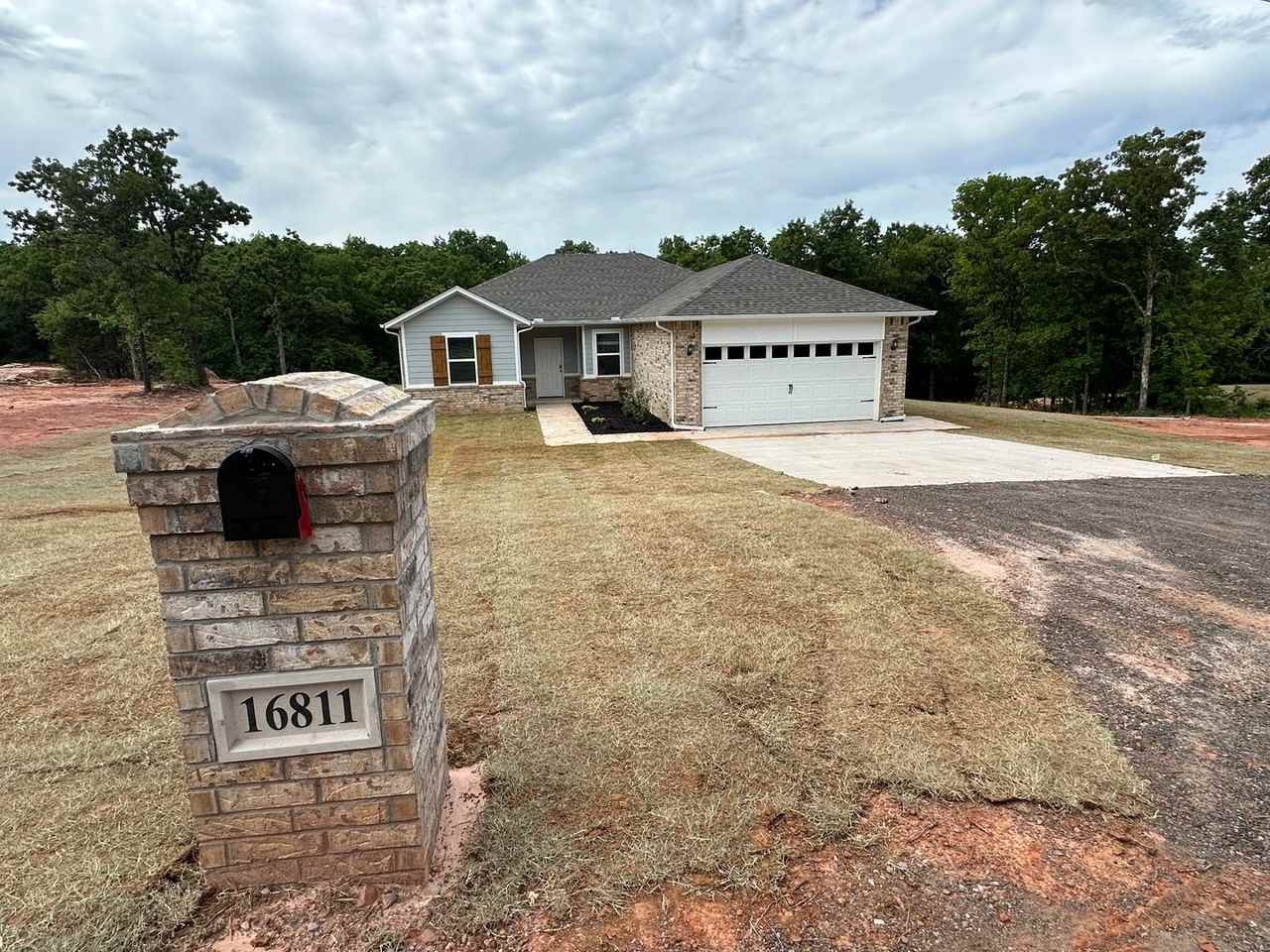 16811 Jigsaw Jct - Photo 3 of 34